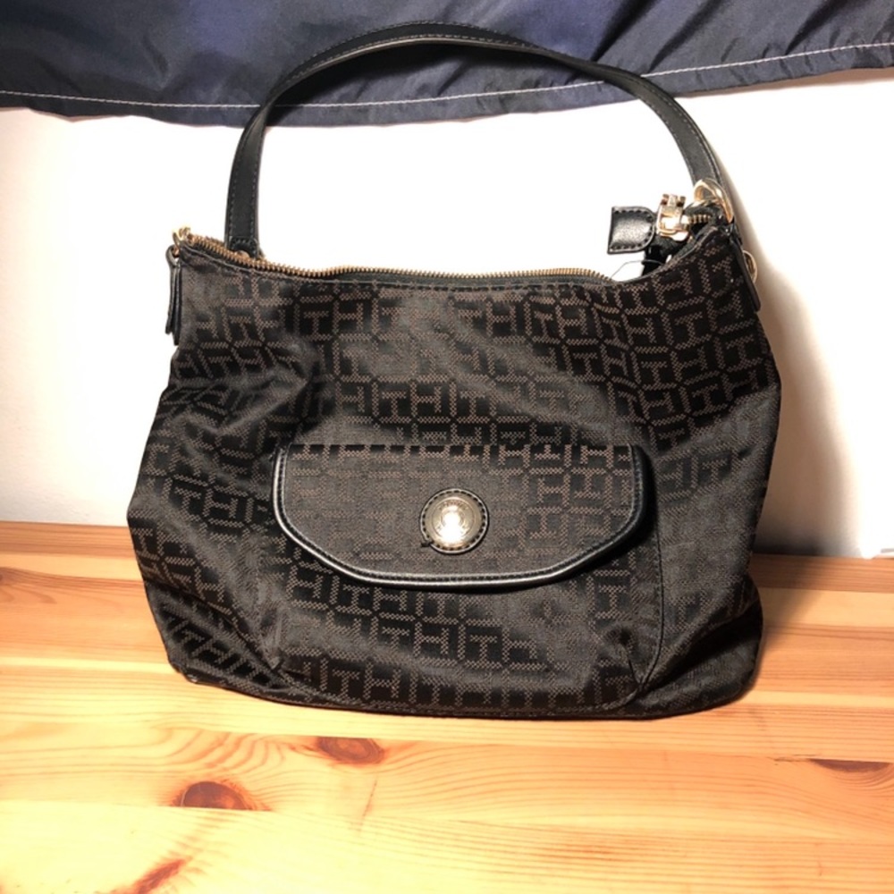 Tommy Hilfiger Hand Bag